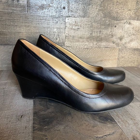 naturalizer hydie wedge